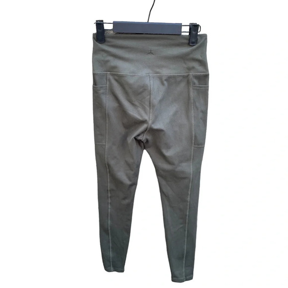 DANSKIN OLIVE GREEN 7/8 ACTIVE LEGGINGS - Picture 2 of 3